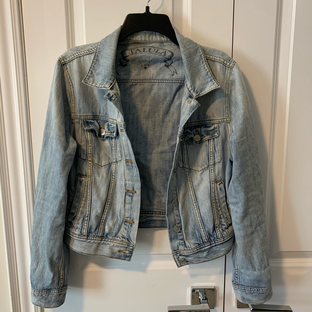 ARITZIA- Talula Cropped Jean Jacket